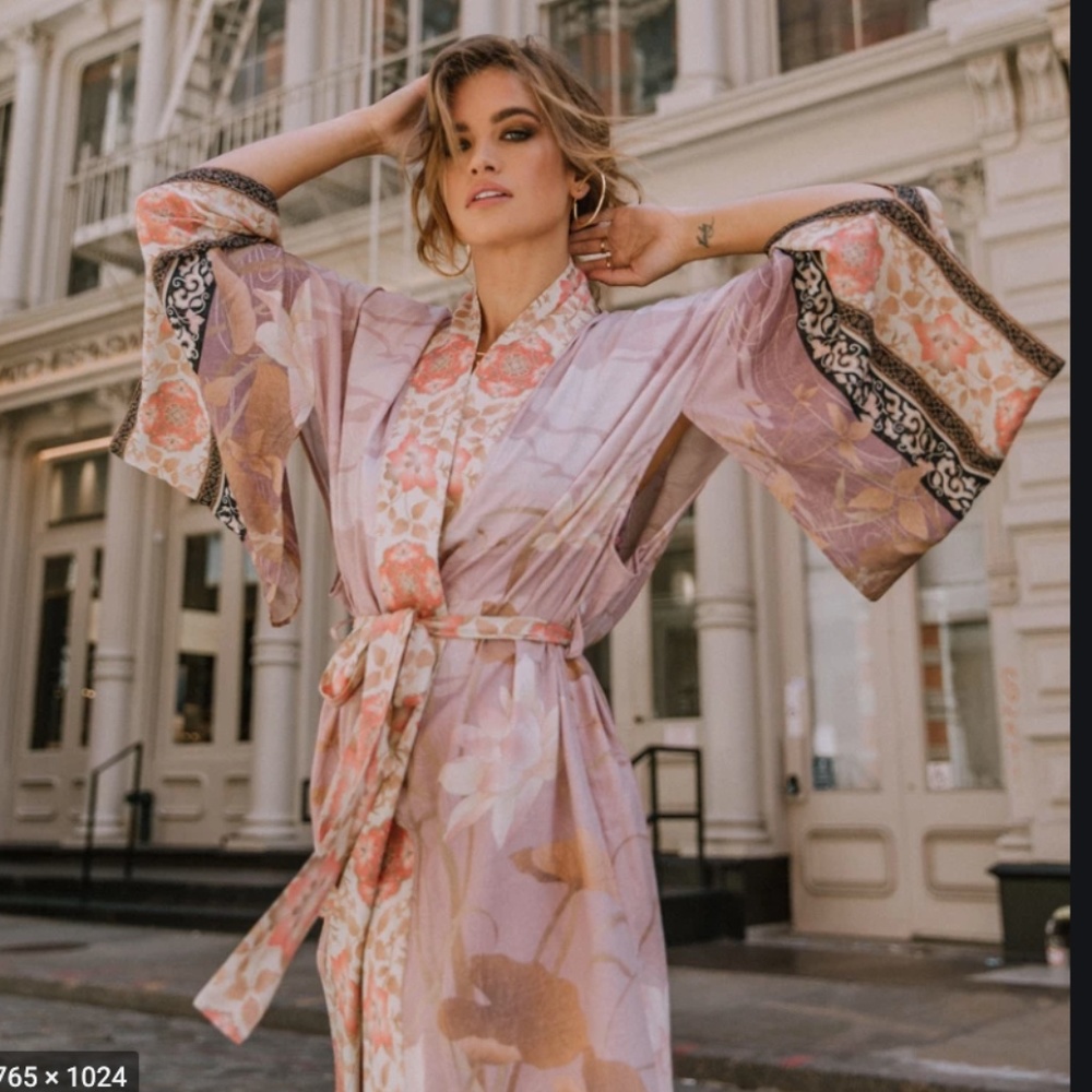FREE PEOPLE KIMONO